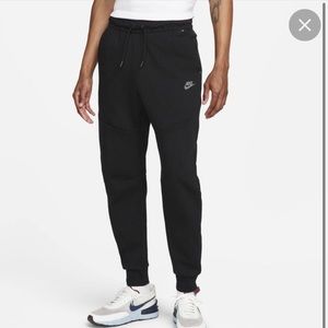 Nike Tech jogger Medium black